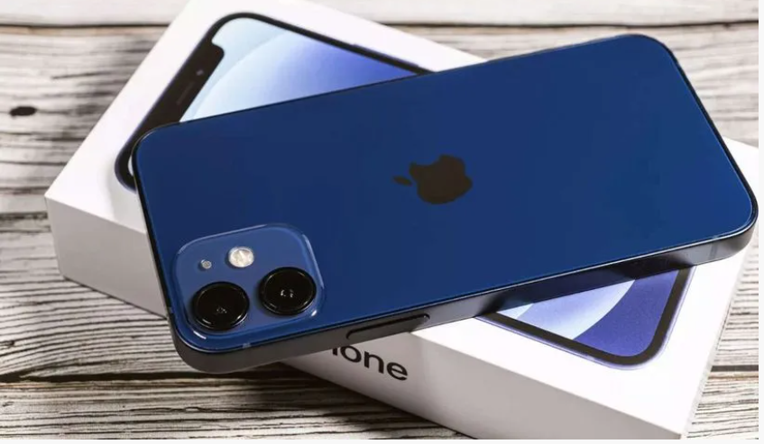 iPhone 12 Price Drop: అకస్మాత్తుగా తగ్గిన ఐఫోన్ 12 ధర.. 17 వేలకే సొంతం చేసుకోవచ్చు.. ఆఫర్ వివరాలు