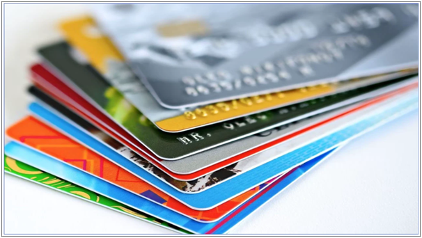 Credit cards: క్రెడిట్ కార్డులు అతిగా వాడేస్తున్నారా? ఇది మీకోసమే..