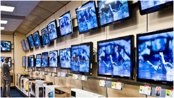 32 Inch Smart TVs: ఈ స్మార్ట్ టీవీలపై ఏకంగా 60 శాతం వరకూ డిస్కౌంట్లు.. త్వరగా కొనేయండి..