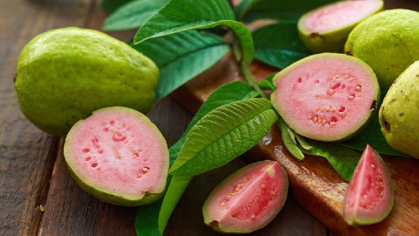 Pink Guava Benefits: ఈ రంగు జామ తింటే ఆ వ్యాధులు రానే రావు!